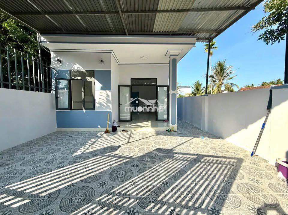 Bán căn nhà cấp 4 *dt: 132,8m2 shr ở ngay 1/ đ. hồ văn tắng giá 999tr - 2