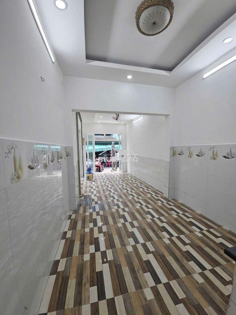 Mặt tiền gần chợ thuận tiện kinh doanh buôn bán - 4