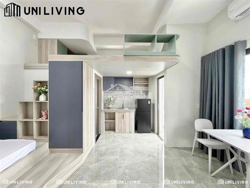 Chdv ban công mới xây full nội thất ngay ngã tư thủ đức