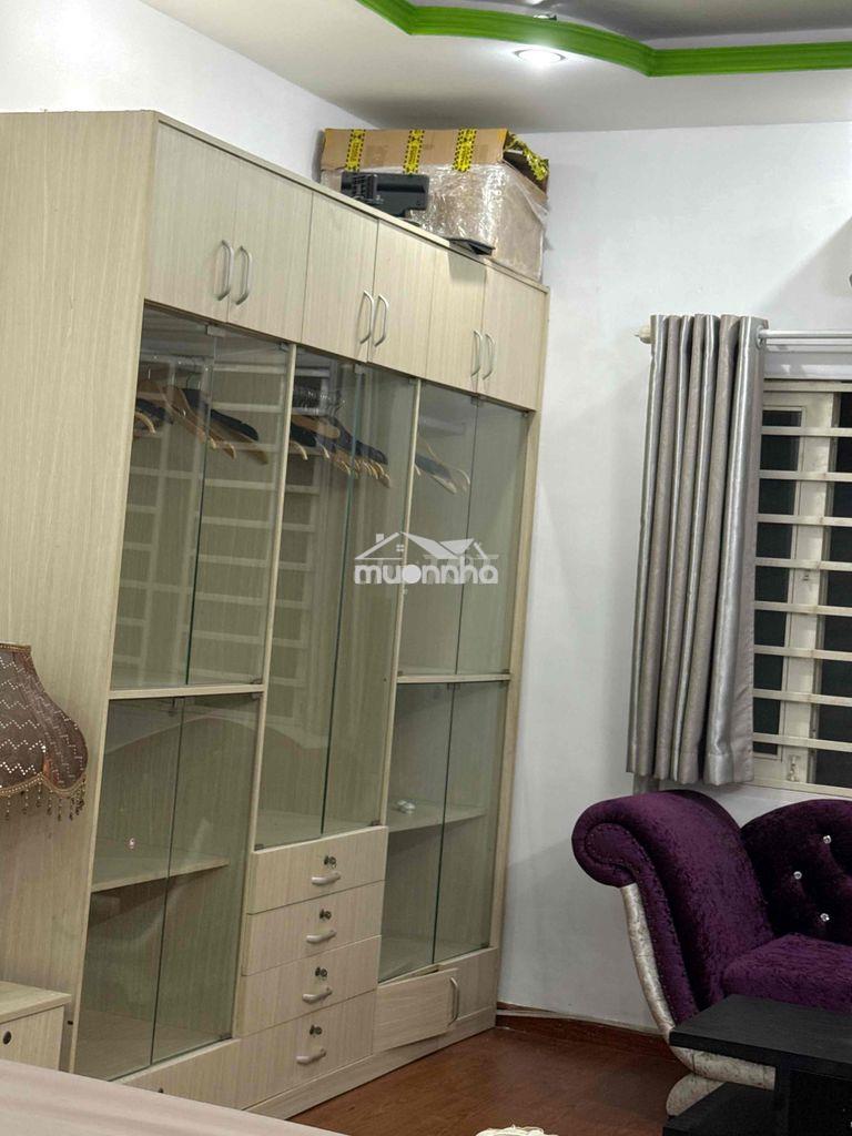 Thich hợp cho vc . nhân viên văn phòng