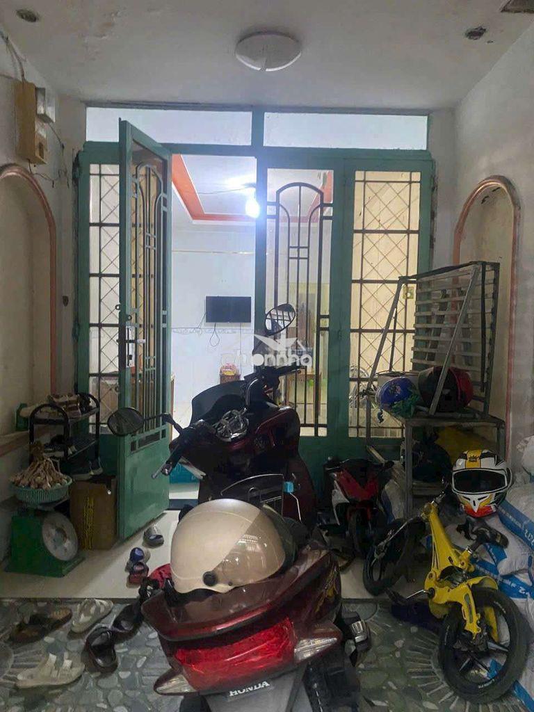 Cho thuê nhà 1 trệt 1 lầu