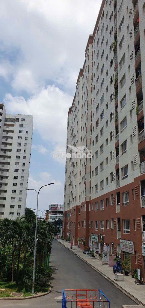 Cần bán gấp căn shophouse tầng trệt block b4 khu dân cư green town