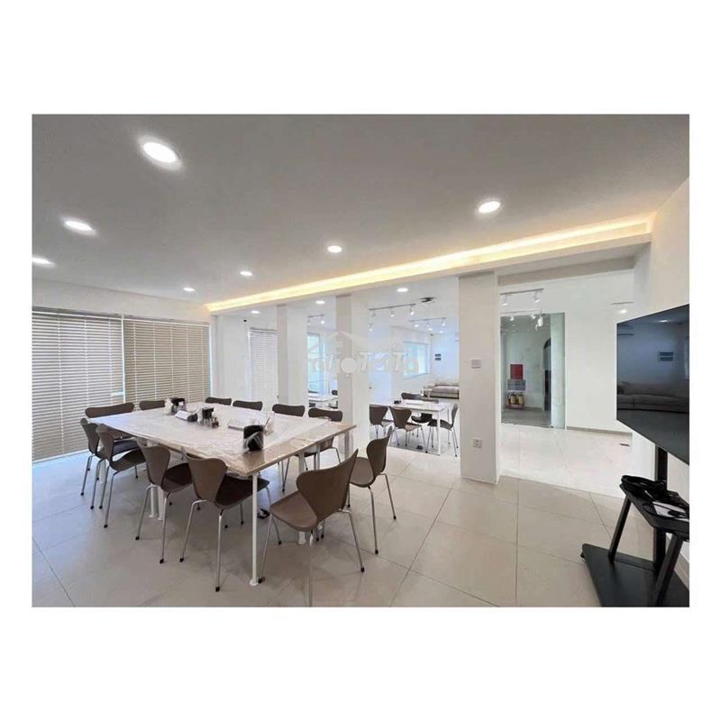 Cho thuê nhà mặt tiền bàu cát, tân bình