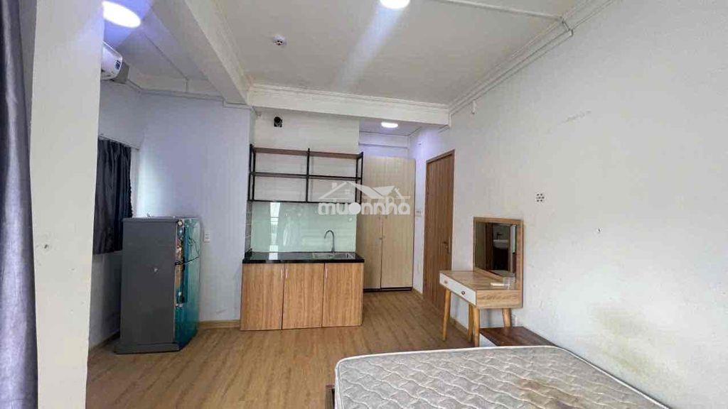 Cho thuê phòng studio ban công full nội thất ngay ngã tư phú nhuận - Ảnh 2