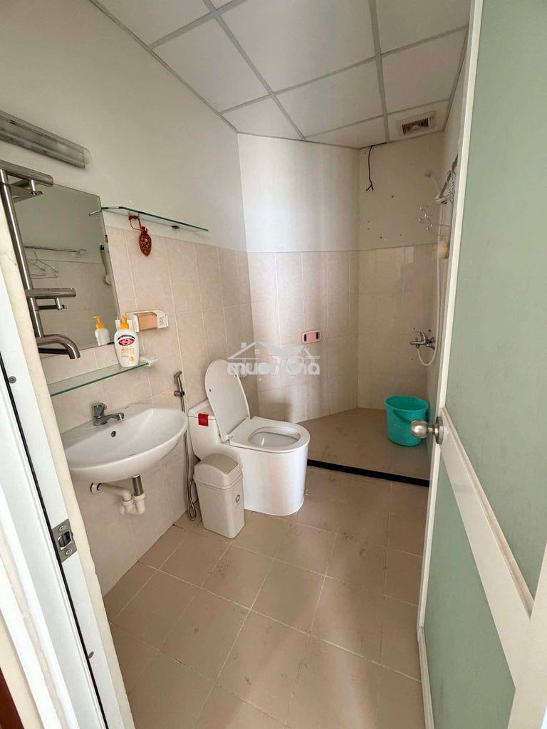Căn hộ chung cư nguyễn kim quận 10 view đẹp rê
