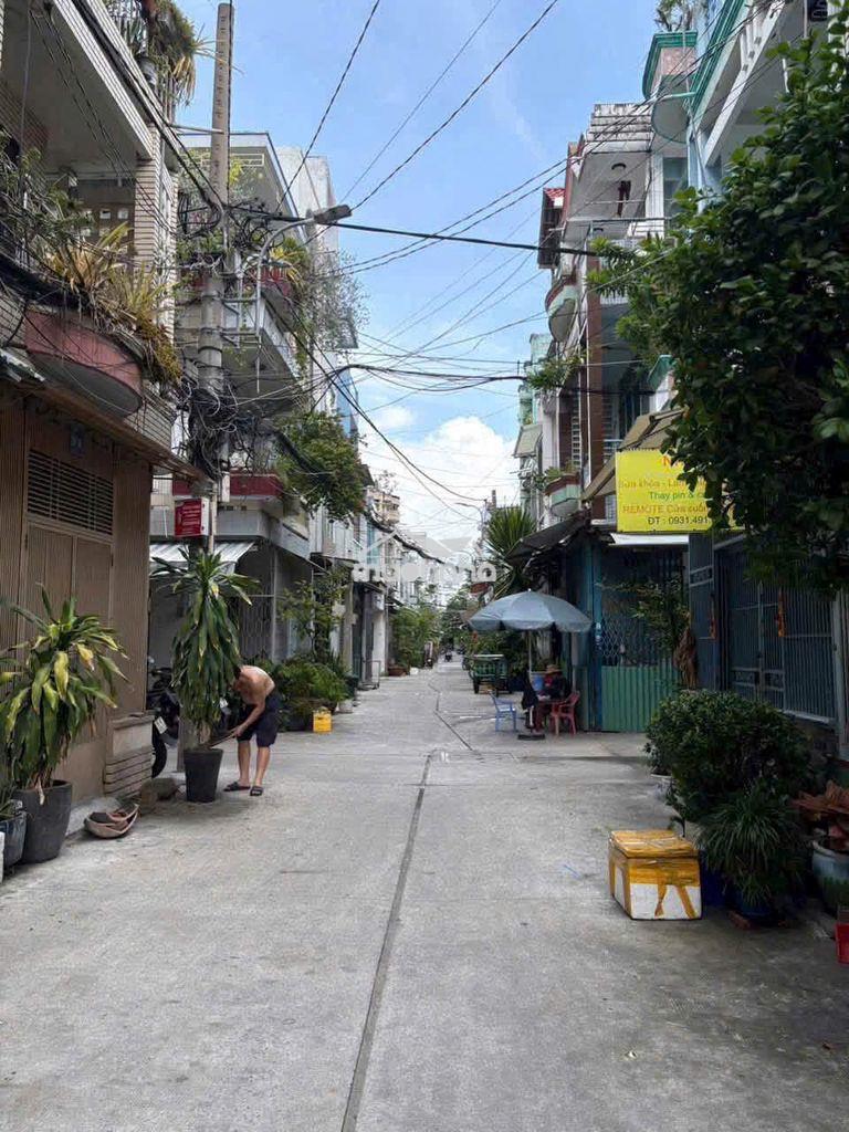 Chỉ 5.68 tỷ  sở hữu ngay nhà hxh lạc long quân, p.3, quận 11 - 2