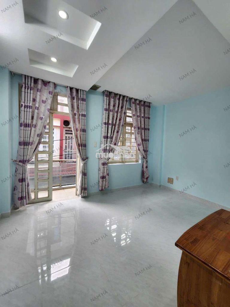 Nhà nguyên căn mới sơn sửa - 4