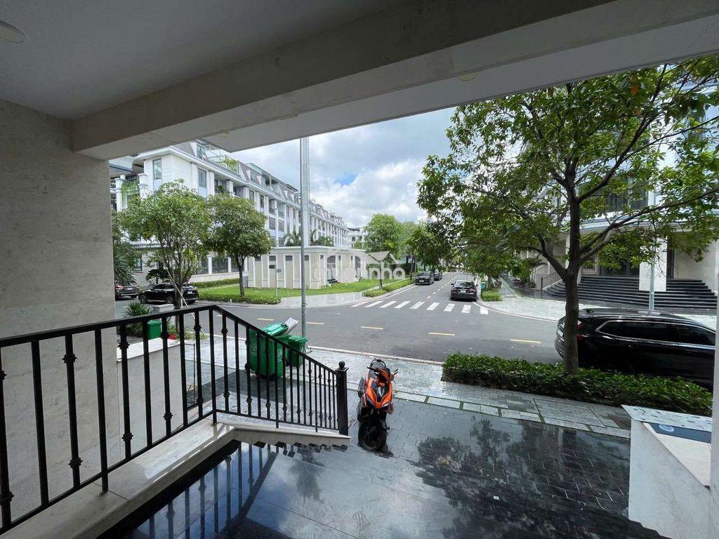 Cho thuê văn phòng 7m kđt vạn phúc city - 2