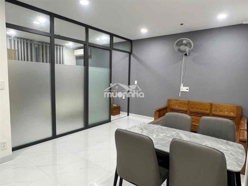 Cho thuê 1 phòng ngủ riêng gần trung tâm thành phố mới đại học qtmd