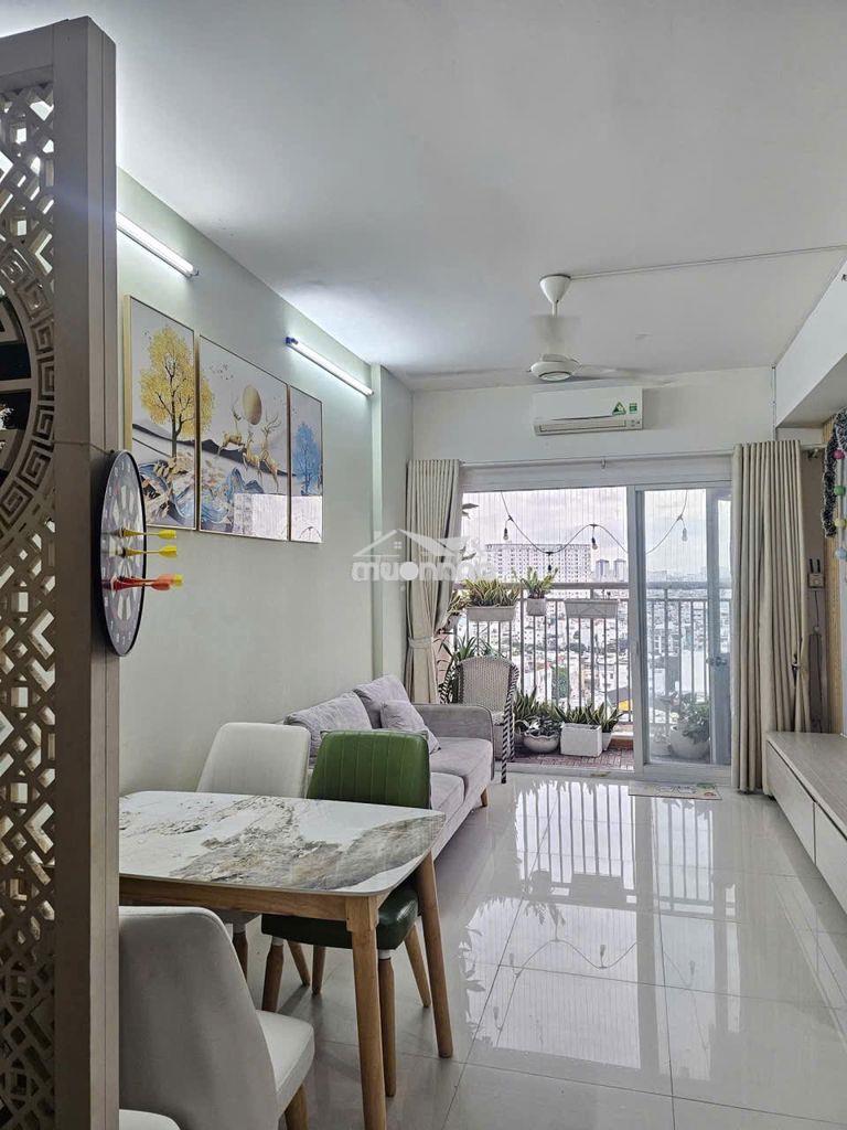 Cho thuê chung cư hoa sen đường lạc long quân 2 phòng ngủ 