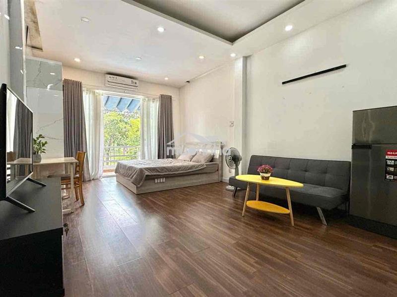 📌Căn hộ gần ngã sáu phù đổng q.1, studio ban công - máy giặt riêng