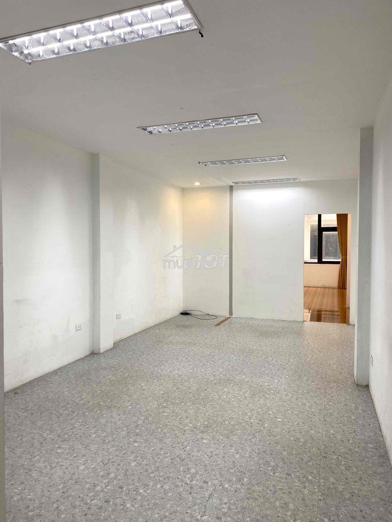 Chính chủ cho thuê vp 70m² ngã tư artemis trường chinh - 3
