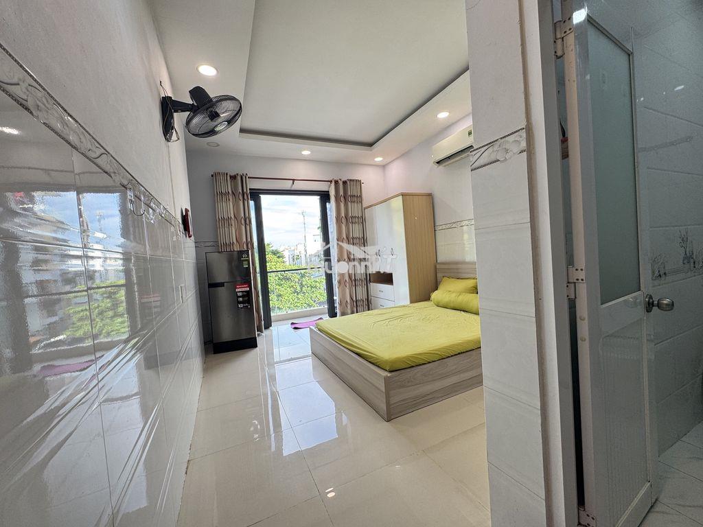 Căn hộ dịch vụ - ban công - full nội thất - 4