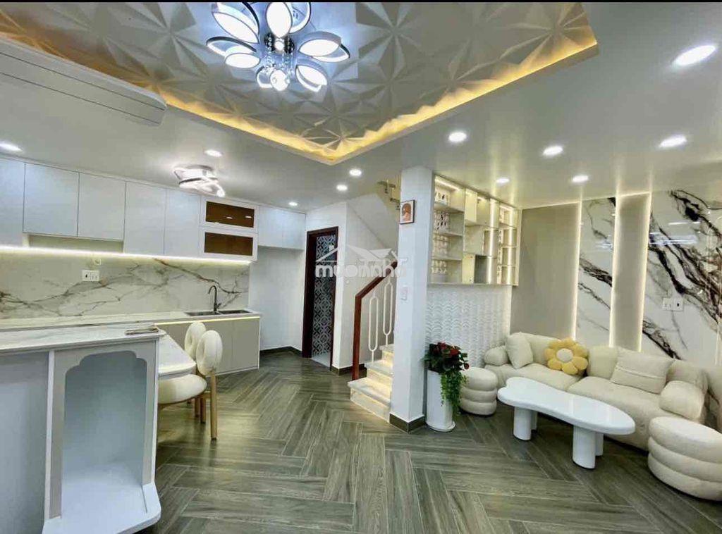 Bán gấp nhà:6x5,5,1lầu,2pn,2wc hẻm 39,lưu trọng lư,tân thuận,hcm city - 2