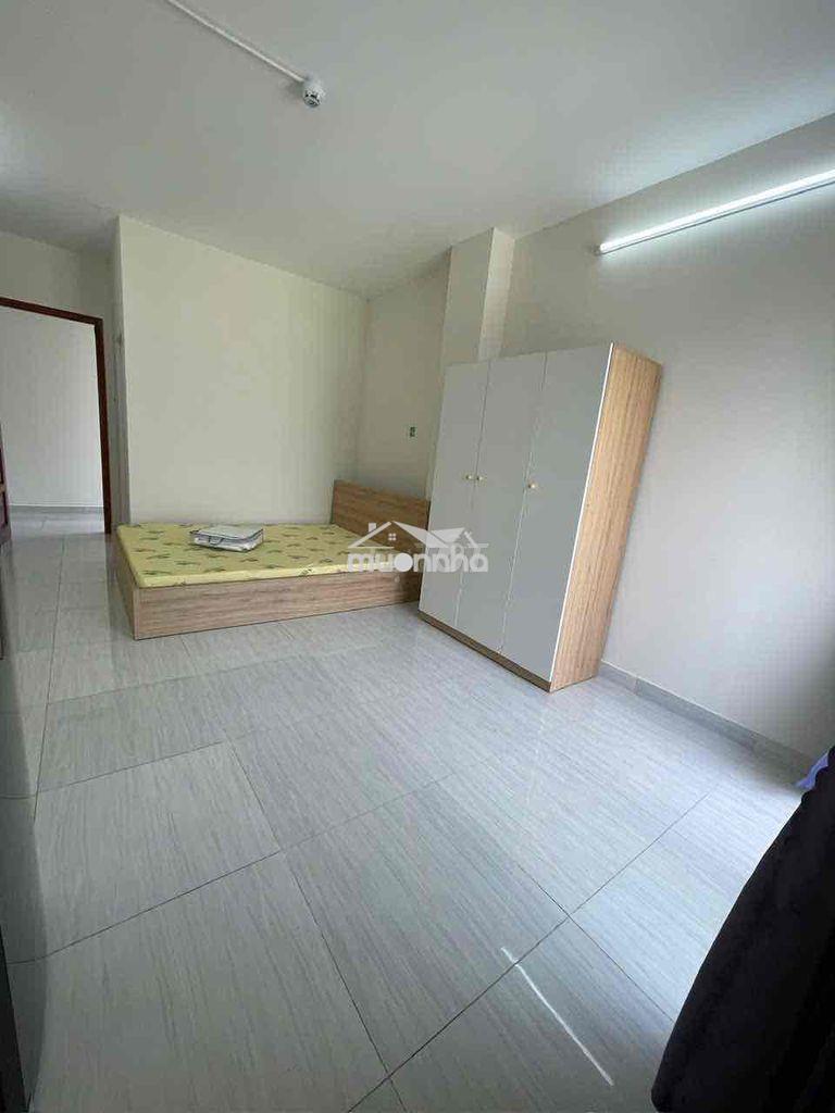 Cho thuê căn hộ studio cửa sổ q4 gần đh luật, đh nguyễn tất thành - 2