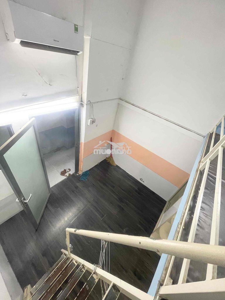Phòng duplex gác cao ko đụng đầu - 3