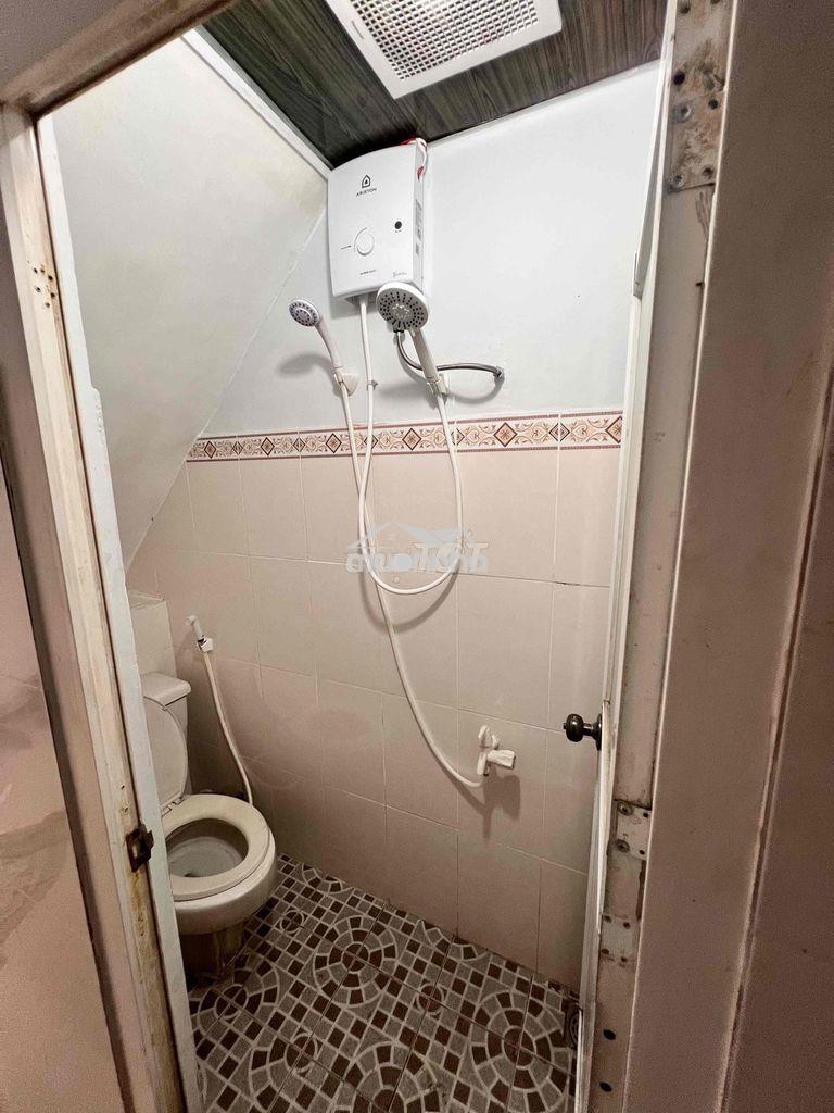 Phòng trọ cho sinh viên nữ cmt8 q10 - 3