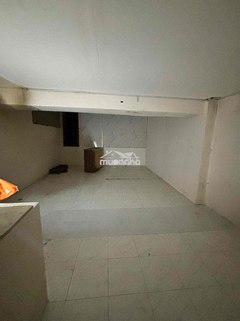 Mặt tiền trần hưng đạo_ quận 5 , trệt 1 lầu , 5x20 , 26tr - 4