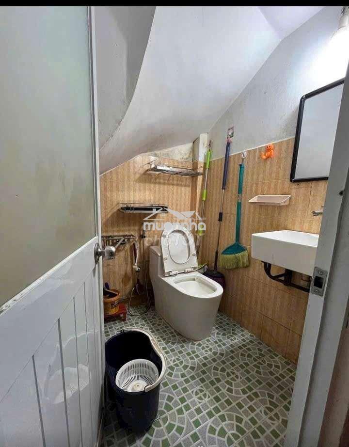 Cho thuê nhà nguyên căn giá rẻ nhà 2 tầng 2pn 2 wc - 3