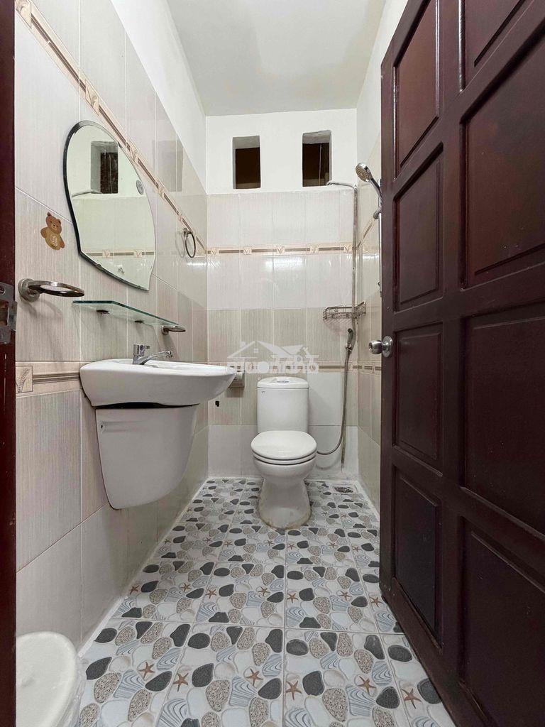 Phòng trọ hẻm xe hơi cách trần hưng đạo 200m, thông bùi viện 100m - 3