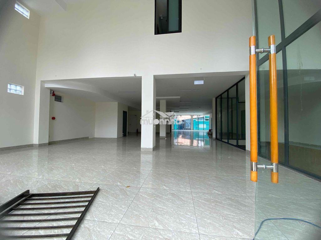 Mặt bằng 400m2 mặt tiền trước sau chính chủ cho thuê - 3