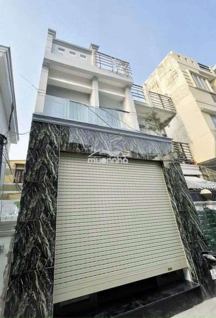 Nhà nguyên cănmới đẹp sạch sẽ gần chợ phú xuân sát bên quận 7 . -