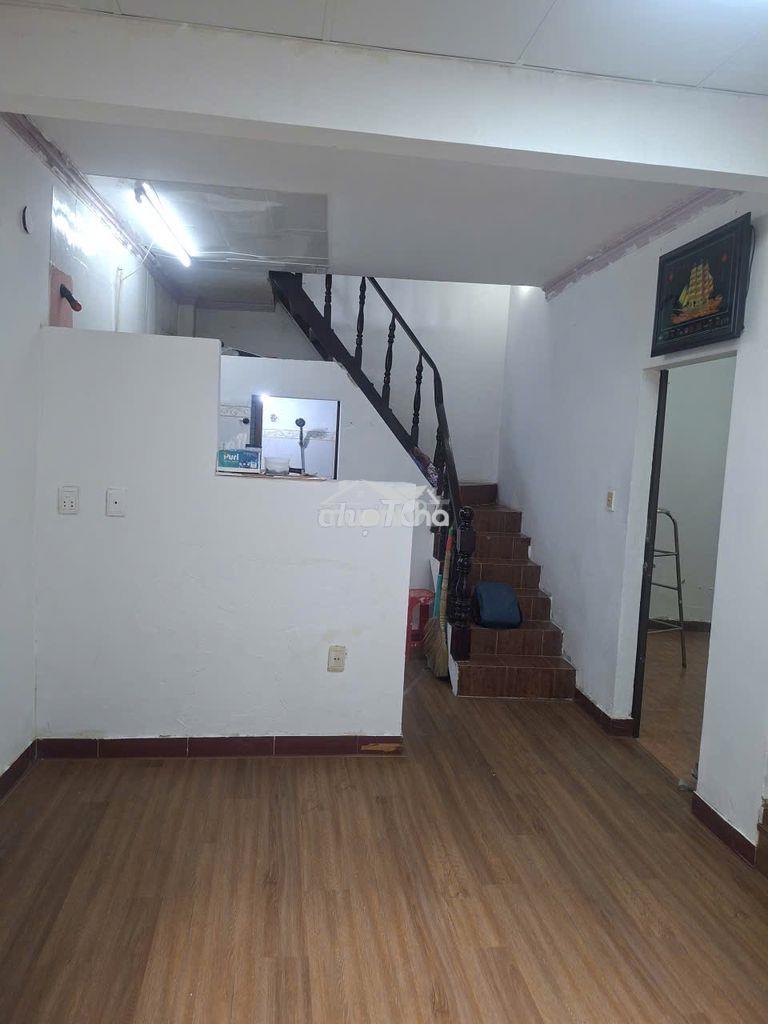 Cho thuê nhà riêng hẻm 33 lý chiêu hoàng ,1 trệt 1 lầu, stsd  72m² - 3