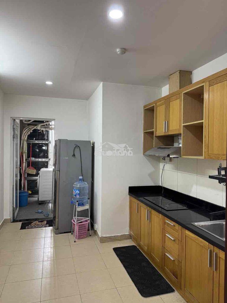 Cần cho thuê gấp căn hộ cộng hoà plaza . dt: 96m2, 3pn, 2wc. giá 17,5t - 2