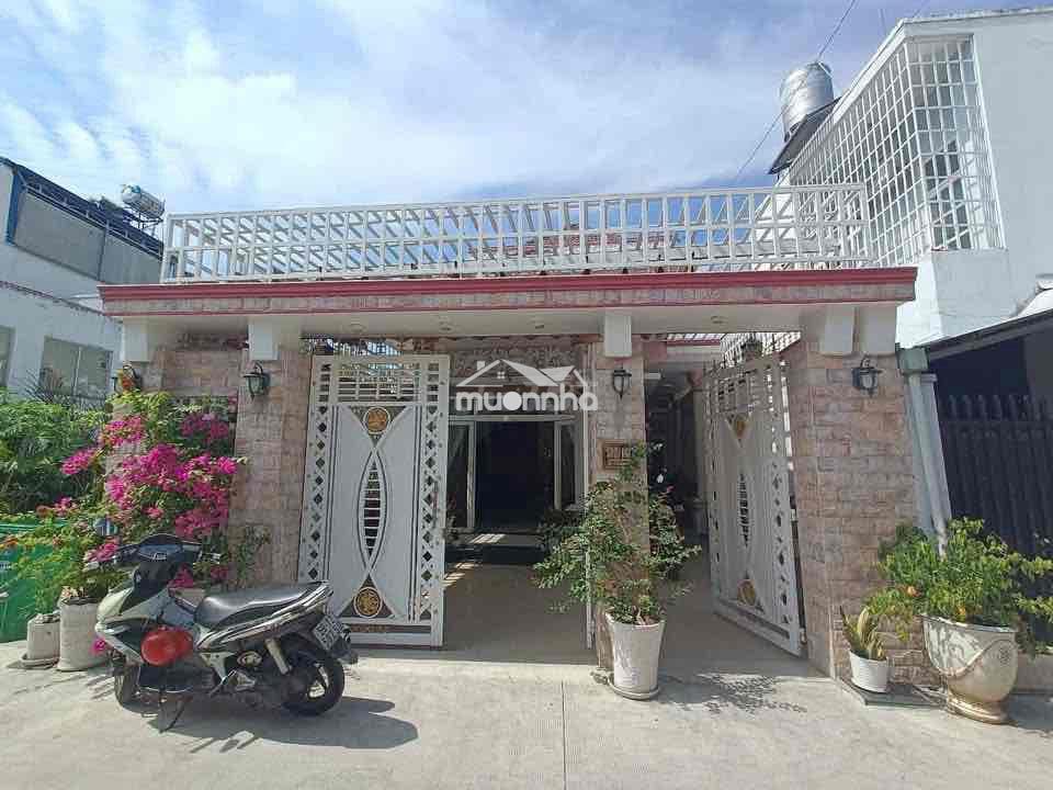 Nhà 2 tầng bán nhanh. sổ sẵn chỉ 680 triệu - 2