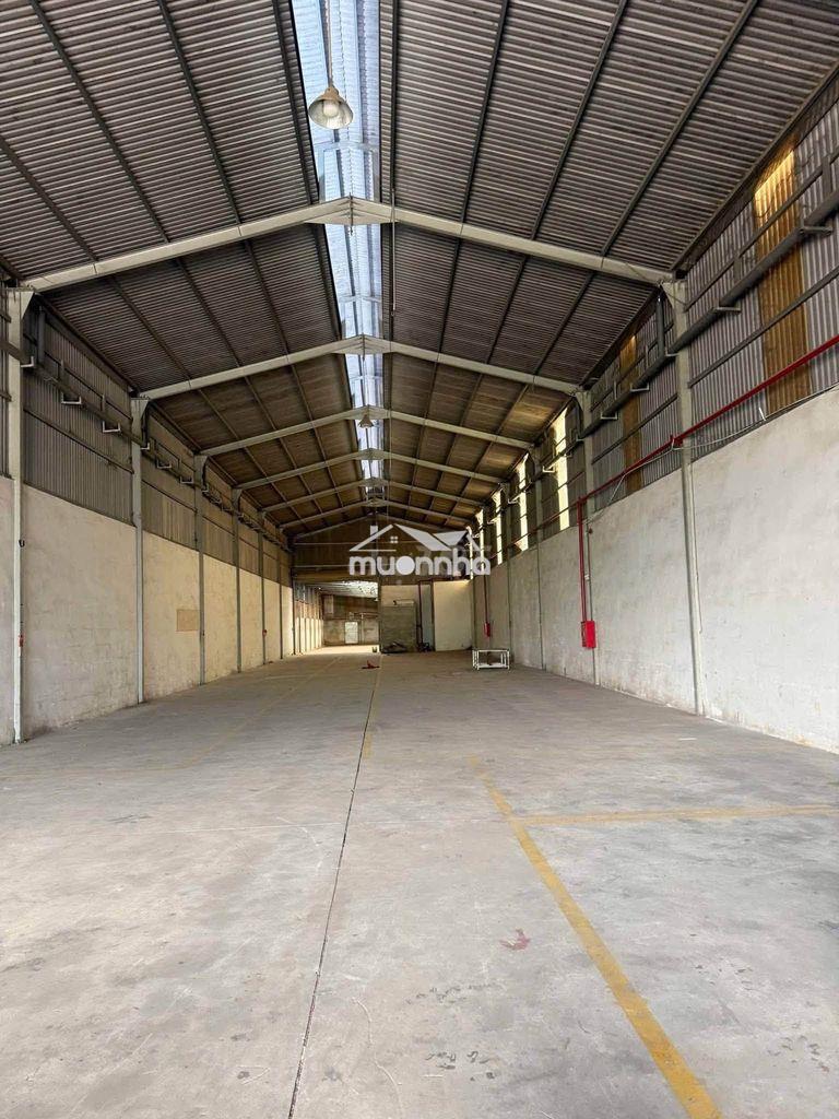 Cho thuê kho, xưởng 300m2, ngã 3 tân long, 23tr/ tháng