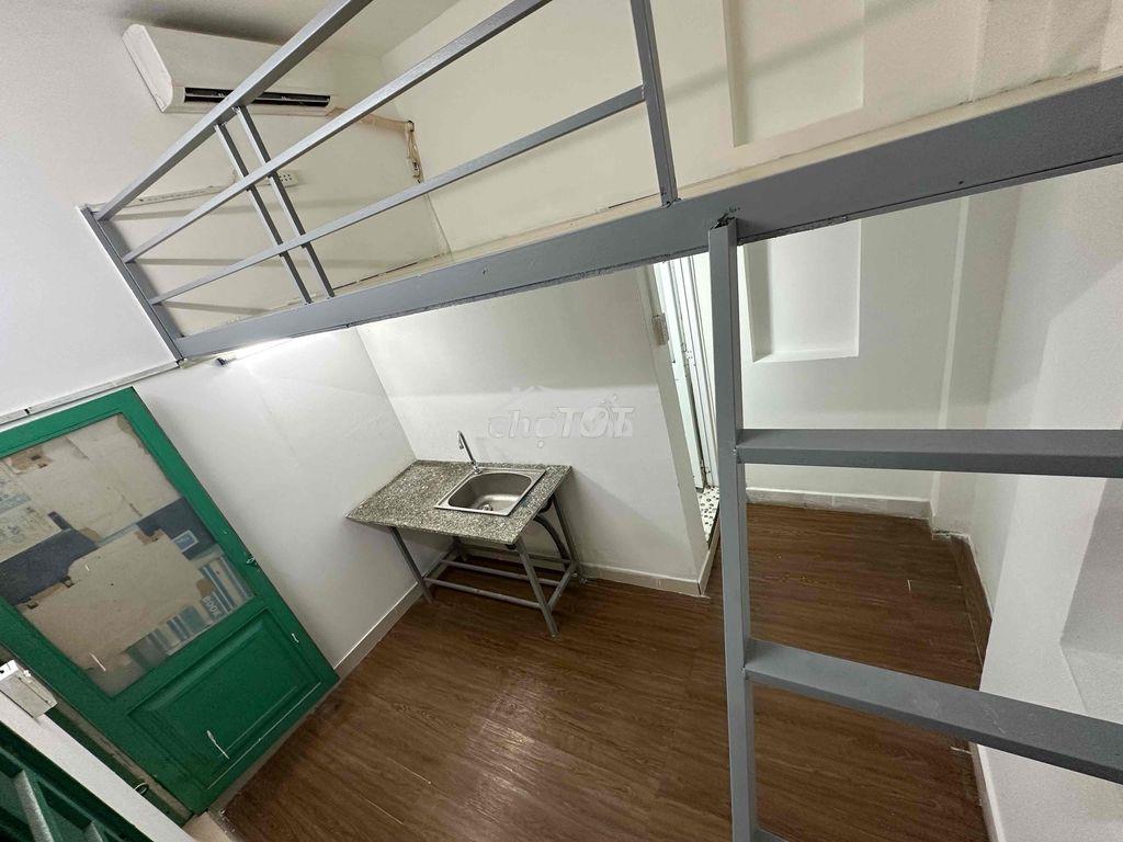 Còn phòng cho thuê( sau trường hồng bàng ) máy lạnh gác wc riêng - 2