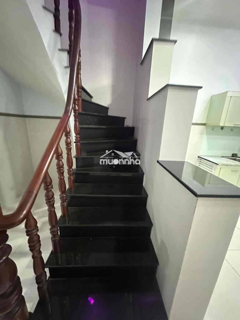 Cho thuê nhà  chợ phú định - 2