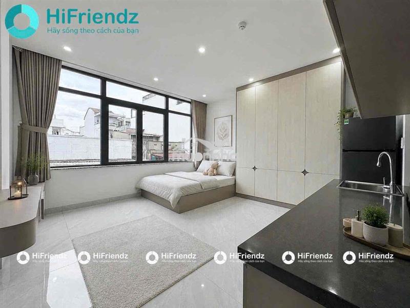 Căn hộ đẹp giá rẻ chỉ tính điện, mới 100%, cửa thoáng sát uef, quận 1