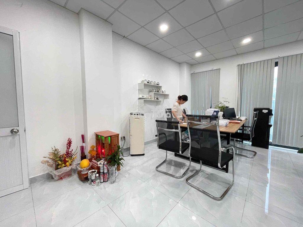 Cho thuê văn phòng 55m2 tại vạn phúc city - 2
