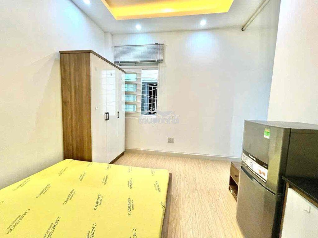Chdv cửa sổ full nội thất - 4