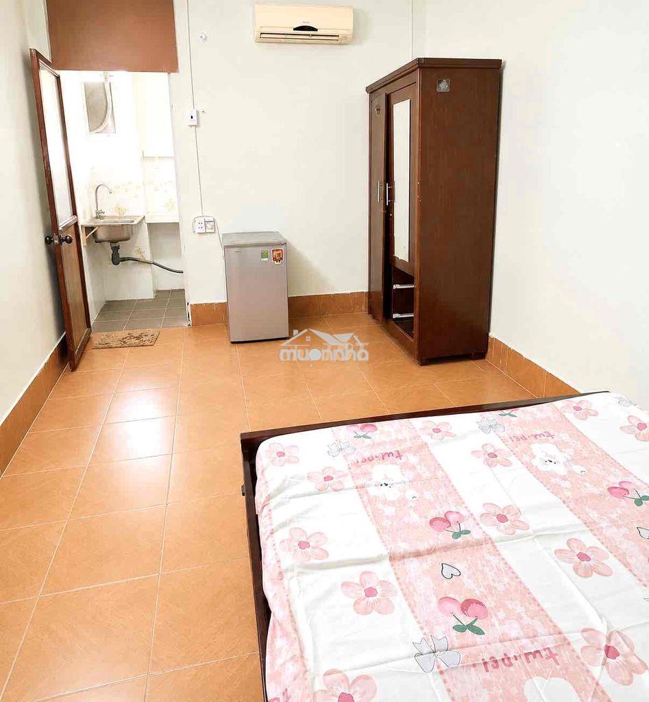 Phòng trọ giá rẻ quận 10, giờ tự do, khoá vân tay, thang máy, bảo vệ 2 - 3