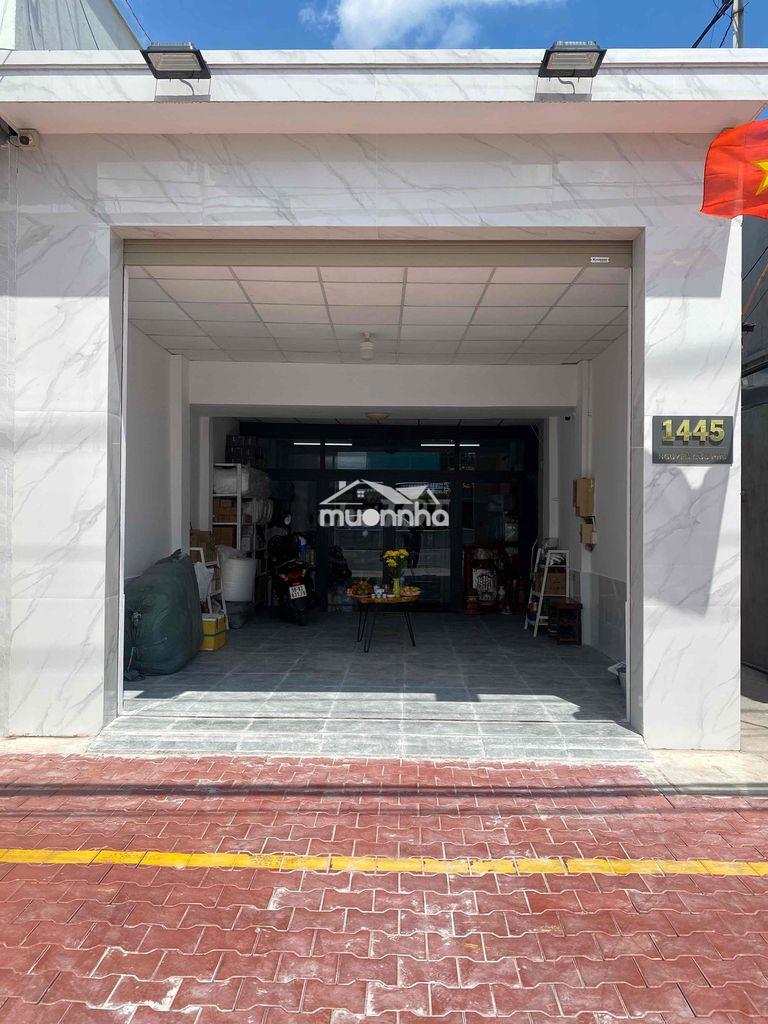 Bán nhà mặt tiền đường 30m