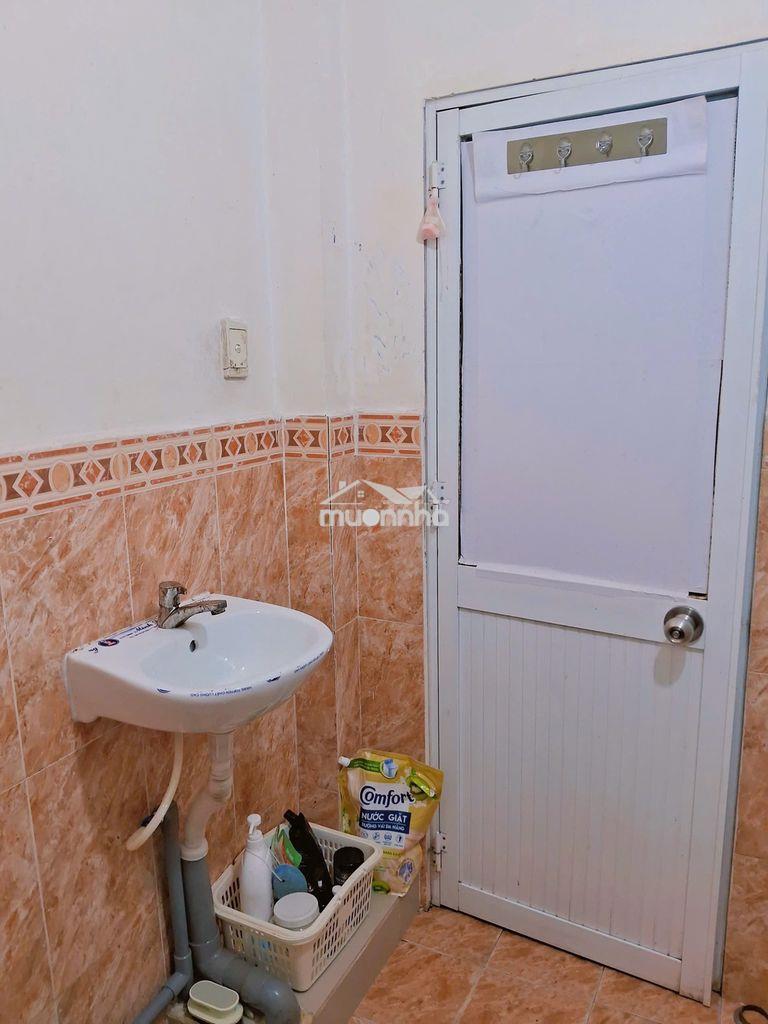 Phòng cực rộng lê văn sỹ 4tr5 - 3