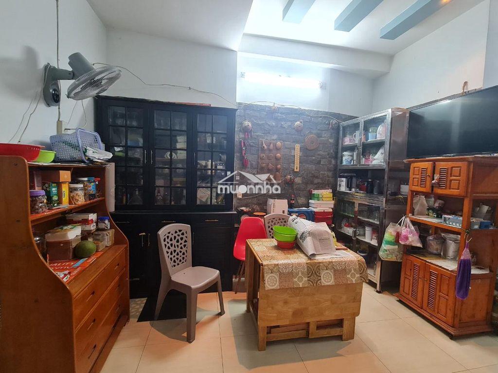 Bán nhà hẻm 181 âu dương lân, dt 95m2, 1 trệt 2 lầu+sth, 5pn 6wc, shr - 3