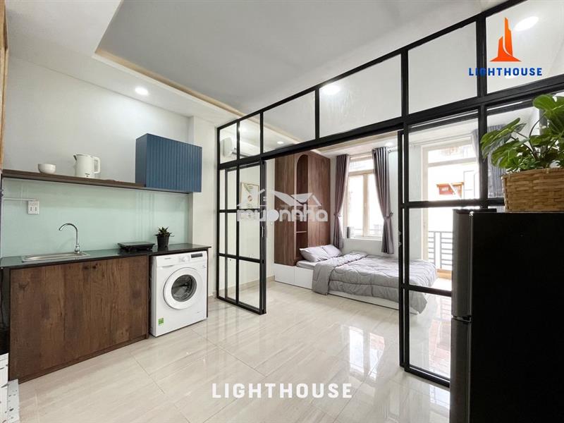 Căn hộ 1pn- ban công- máy giặt riêng, bv, thang máy ngay đh bk, ueh