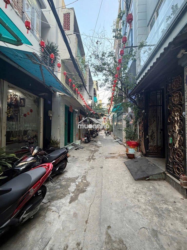 Bán nhà hồng bàn quận 5 - 2 tầng 2 phòng ngủ giá tốt 3,6 tỷ