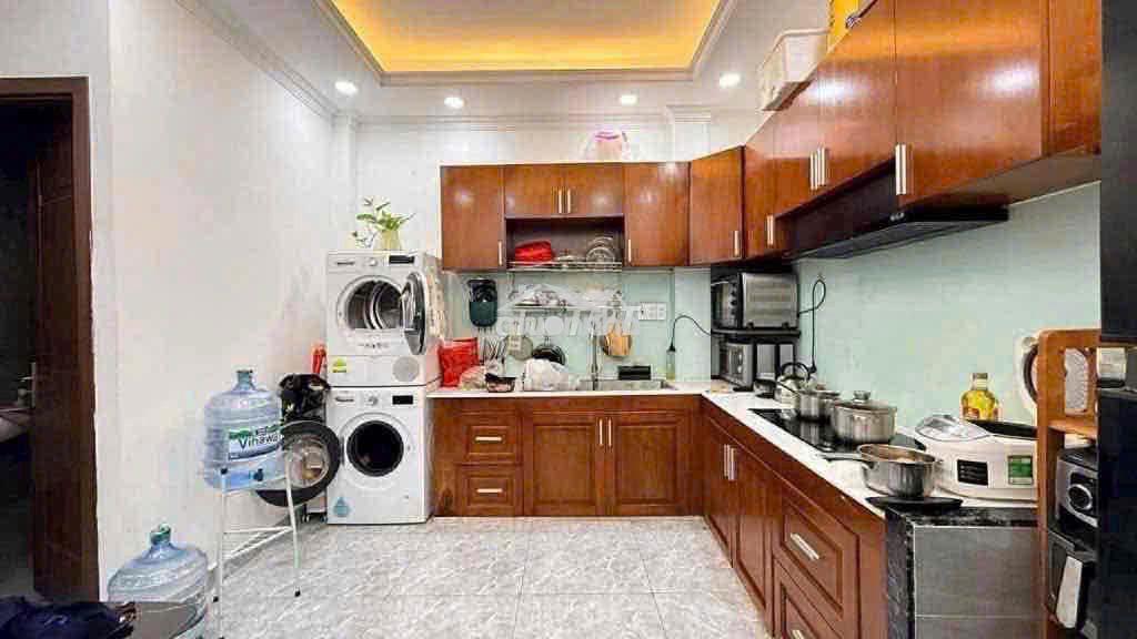 -Giảm giá đặc biệt! cho thuê nhà mới sạch đẹp, dọn vào ở ngay . - 2