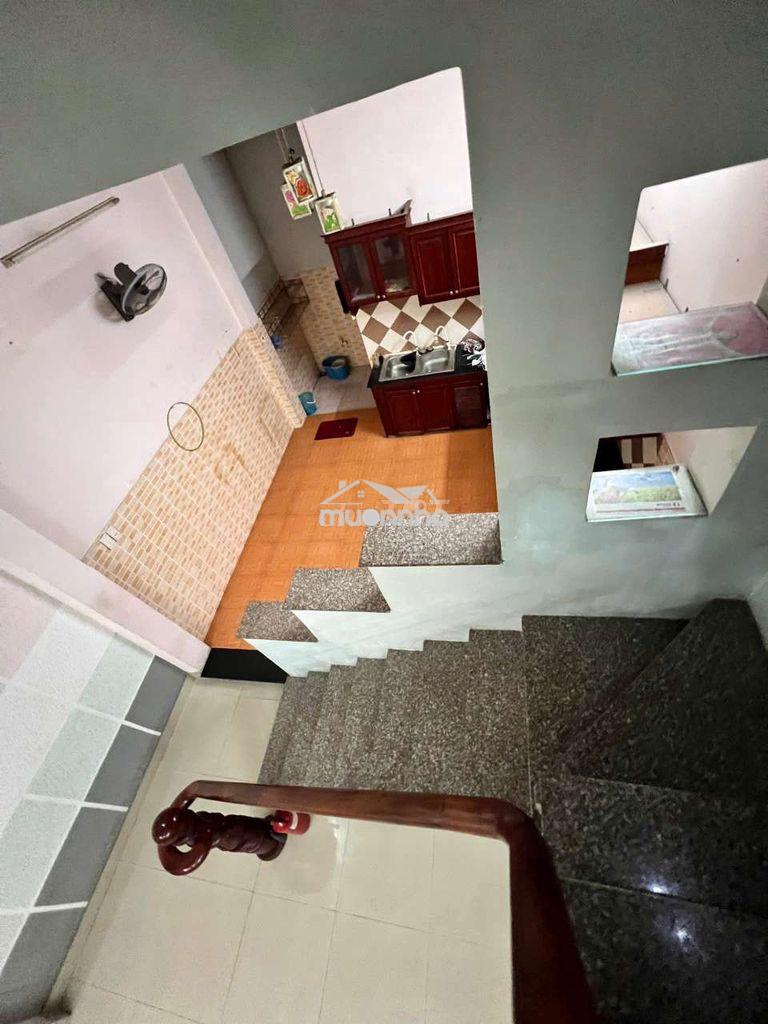 Cho thuê nhà nguyên căn 11 triệu  - 4