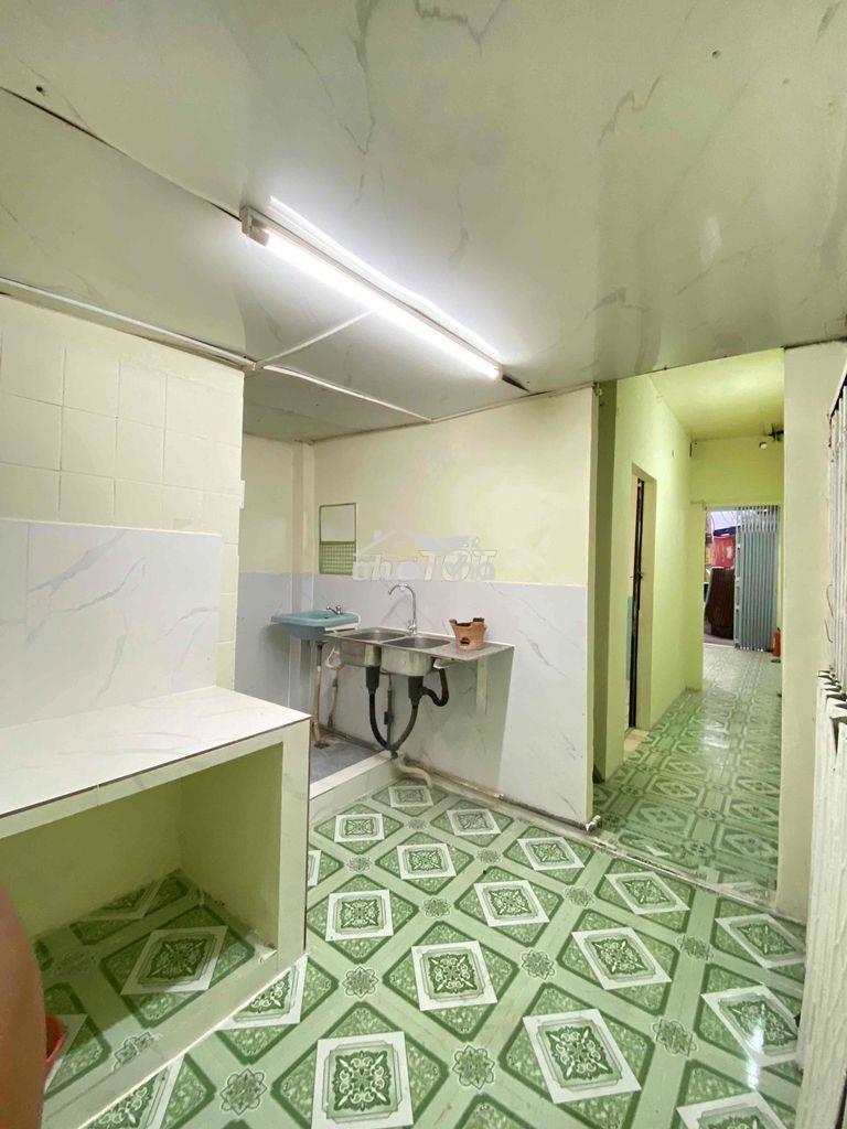 Cho thuê nhà lý thường kiệt q11 giá 8,5tr 42m2 3 phòng ngủ có ban công - 3