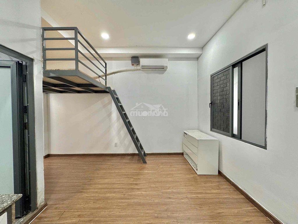 Phòng rộng, cửa sổ trời thoáng mát 30m2 - 4