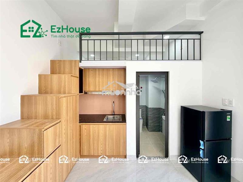 Phòng có gác ban côn đón nắng có bảo vệ riêng sát bên nguyễn tất thanh