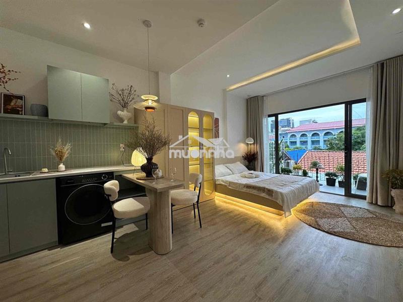 🏡Cho thuê căn hộ mới 100% - ban công full nội thất gần nhà thờ đức bà
