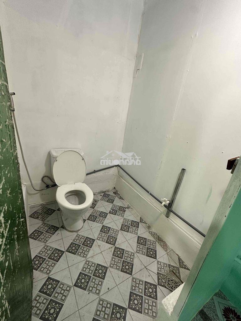 Cho thuê phòng trọ 24m2 gần c/c 6b phạm hùng - 4