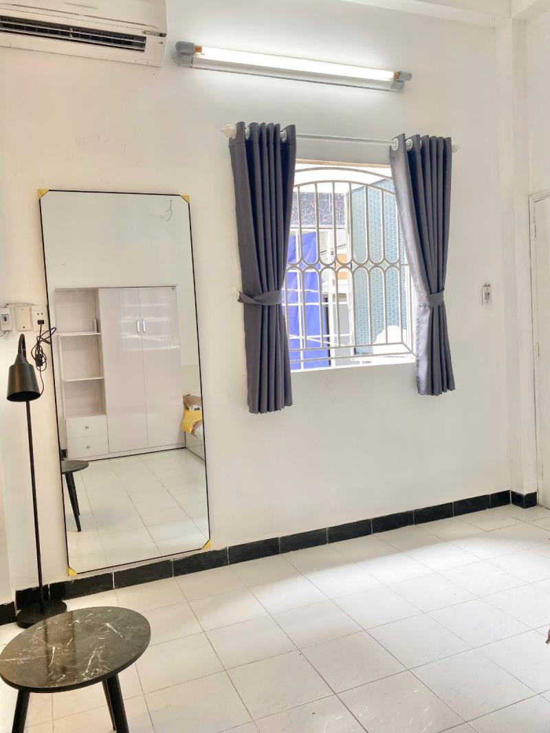 Trống sẵn căn 1pn 50m² nguyễn đình chính – phòng rộng, cửa sổ – ở liền  - 2