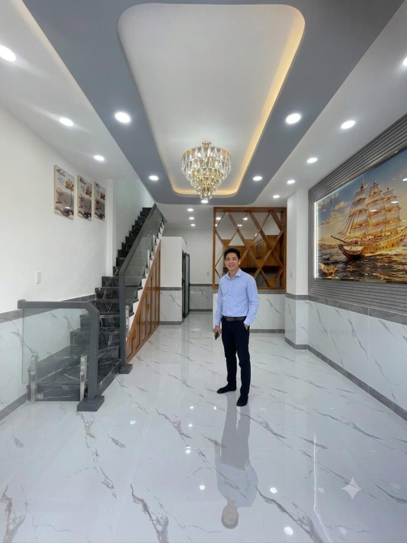 Nhà bà điểm hóc môn .hẻm xe tải -2 tầng-shr - giá nhỉnh 3 tỷ!